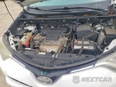 Zdjęcie 11 z 12 samochodu: 2018 TOYOTA RAV4 VIN:2T3RFREV5JW753020 - miniatura