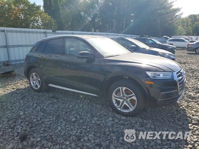 Czwarte zdjęcie samochodu z boku: 2018 AUDI Q5 PREMIUM VIN:WA1ANAFY2J2002826 - miniatura