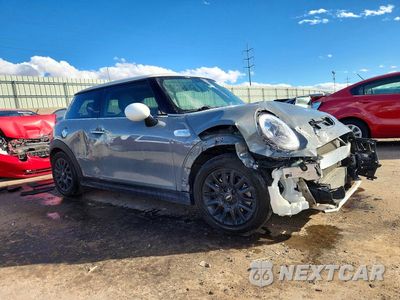 Czwarte zdjęcie samochodu z boku: 2017 MINI COOPER S VIN:WMWXP7C34H2A45662 - miniatura