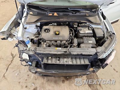 Zdjęcie 11 z 13 samochodu: 2019 HYUNDAI KONA SEL VIN:KM8K2CAA9KU333851 - miniatura