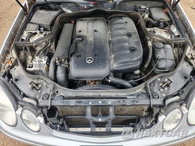 Zdjęcie 11 z 12 samochodu: 2005 MERCEDES-BENZ E 320 CDI VIN:WDBUF26J15A545572 - miniatura