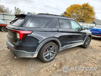 Trzecie zdjęcie samochodu z tyłu: 2026 FORD EXPLORER ST-LINE VIN:1FMUK8KH9TGB57658 - miniatura
