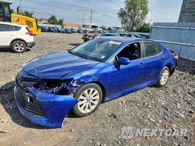 2018 TOYOTA CAMRY LE JTNB11HK7J3035082 - główne zdjęcie licytacji z USA - miniatura
