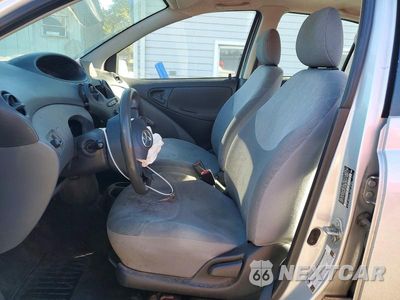 Zdjęcie 7 z 13 samochodu: 2005 TOYOTA ECHO BASE VIN:JTDBT123150356946 - miniatura