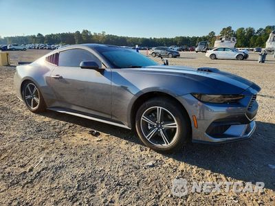 Czwarte zdjęcie samochodu z boku: 2025 FORD MUSTANG VIN:1FA6P8TH5S5122581 - miniatura