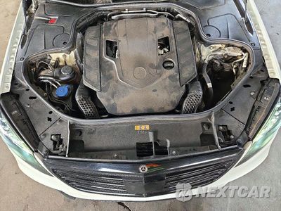 Zdjęcie 11 z 12 samochodu: 2018 MERCEDES-BENZ S 560 VIN:WDDUG8DB7JA407273 - miniatura