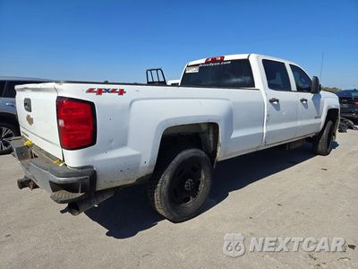 Trzecie zdjęcie samochodu z tyłu: 2015 CHEVROLET SILVERADO K2500 HEAVY DUTY VIN:1GC1KUE84FF192159 - miniatura