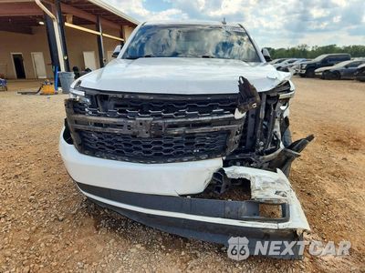 Piąte zdjęcie samochodu w środku: 2017 CHEVROLET TAHOE C1500 LT VIN:1GNSCBKC7HR197265 - miniatura