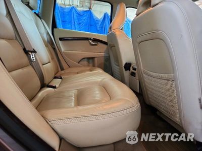 Zdjęcie 11 z 13 samochodu: 2012 VOLVO XC70 T6 VIN:YV4902BZ7C1143554 - miniatura
