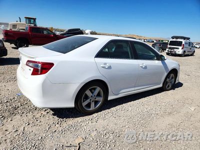 Trzecie zdjęcie samochodu z tyłu: 2014 TOYOTA CAMRY SE VIN:4T1BF1FK4EU469464 - miniatura