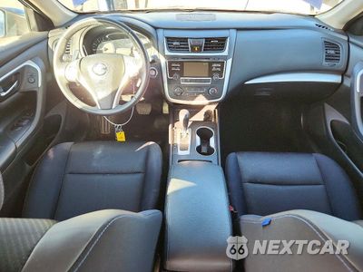 Zdjęcie 8 z 12 samochodu: 2017 NISSAN ALTIMA 2.5 SR VIN:1N4AL3AP0HC168990 - miniatura