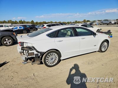 Trzecie zdjęcie samochodu z tyłu: 2014 FORD FUSION TITANIUM PHEV VIN:3FA6P0SU8ER378554 - miniatura