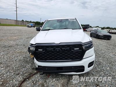 Piąte zdjęcie samochodu w środku: 2025 RAM 1500 BIG HORN/LONE STAR VIN:1C6RRFFG4SN245918 - miniatura