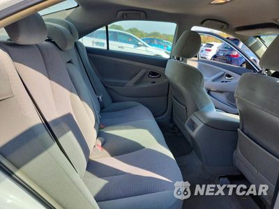 Zdjęcie 10 z 12 samochodu: 2010 TOYOTA CAMRY LE VIN:4T1BF3EK3AU532383 - miniatura