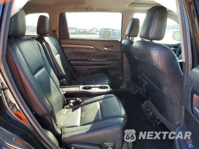 Zdjęcie 11 z 13 samochodu: 2018 TOYOTA HIGHLANDER LIMITED VIN:5TDDZRFH7JS889385 - miniatura