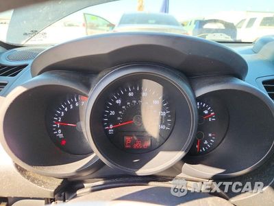 Zdjęcie 9 z 12 samochodu: 2013 KIA SOUL BASE VIN:KNDJT2A57D7622271 - miniatura