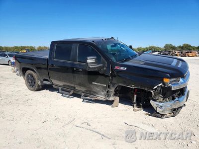 Czwarte zdjęcie samochodu z boku: 2021 CHEVROLET SILVERADO K2500 HEAVY DUTY LT VIN:1GC4YNE79MF315931 - miniatura