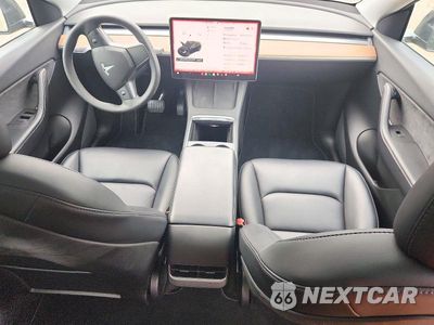 Zdjęcie 8 z 13 samochodu: 2021 TESLA MODEL Y VIN:5YJYGAEE5MF279915 - miniatura