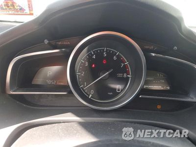 Zdjęcie 9 z 12 samochodu: 2017 MAZDA 3 GRAND TOURING VIN:JM1BN1W39H1105028 - miniatura