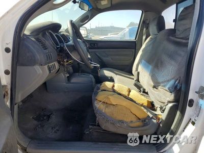 Zdjęcie 7 z 12 samochodu: 2008 TOYOTA TACOMA BASE VIN:5TENX22N98Z481352 - miniatura