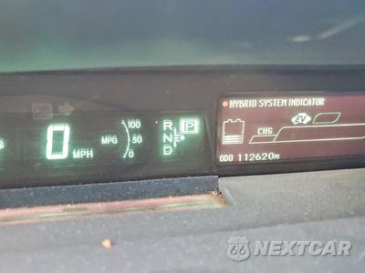 Zdjęcie 9 z 12 samochodu: 2015 TOYOTA PRIUS TWO VIN:JTDKN3DUXF0457125 - miniatura