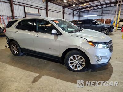 Czwarte zdjęcie samochodu z boku: 2020 CHEVROLET EQUINOX LT VIN:2GNAXTEV5L6195425 - miniatura
