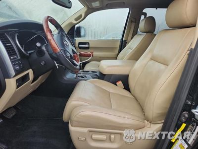 Zdjęcie 7 z 13 samochodu: 2018 TOYOTA SEQUOIA PLATINUM VIN:5TDDY5G1XJS163386 - miniatura