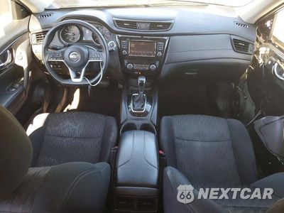 Zdjęcie 8 z 14 samochodu: 2018 NISSAN ROGUE SV VIN:5N1AT2MV4JC813978 - miniatura