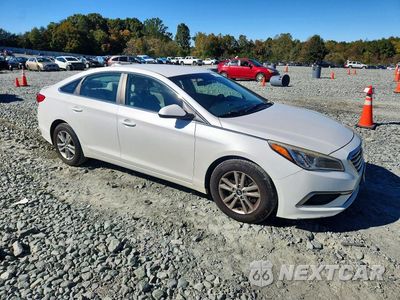 Czwarte zdjęcie samochodu z boku: 2017 HYUNDAI SONATA SE VIN:5NPE24AF4HH513888 - miniatura
