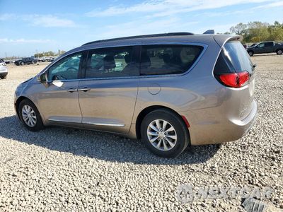Drugie zdjęcie samochodu z przodu: 2017 CHRYSLER PACIFICA TOURING L VIN:2C4RC1BGXHR540746 - miniatura