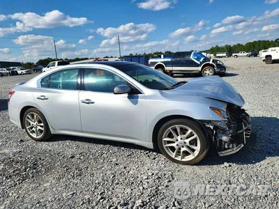 Czwarte zdjęcie samochodu z boku: 2010 NISSAN MAXIMA 3.5 S VIN:1N4AA5AP5AC828724 - miniatura