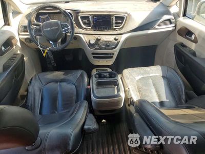Zdjęcie 8 z 13 samochodu: 2017 CHRYSLER PACIFICA TOURING L VIN:2C4RC1BG4HR583897 - miniatura
