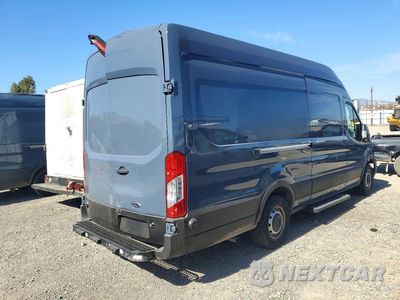 Trzecie zdjęcie samochodu z tyłu: 2020 FORD TRANSIT T-250 VIN:1FTBR3X82LKB27675 - miniatura