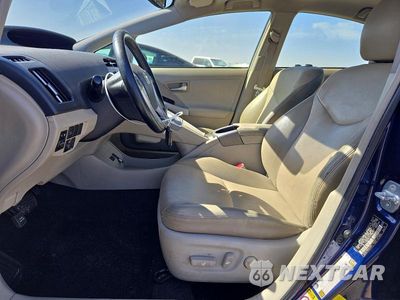 Zdjęcie 7 z 12 samochodu: 2012 TOYOTA PRIUS FIVE VIN:JTDKN3DU7C1538797 - miniatura