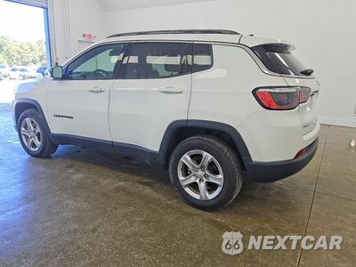 Drugie zdjęcie samochodu z przodu: 2023 JEEP COMPASS LATITUDE VIN:3C4NJDBNXPT522991 - miniatura