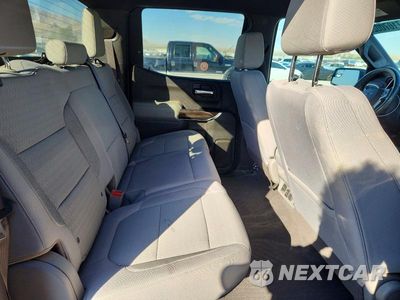 Zdjęcie 10 z 13 samochodu: 2020 CHEVROLET SILVERADO K1500 RST VIN:3GCUYEEL2LG383840 - miniatura