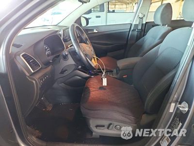Zdjęcie 7 z 13 samochodu: 2019 HYUNDAI TUCSON SEL VIN:KM8J33AL6KU053024 - miniatura