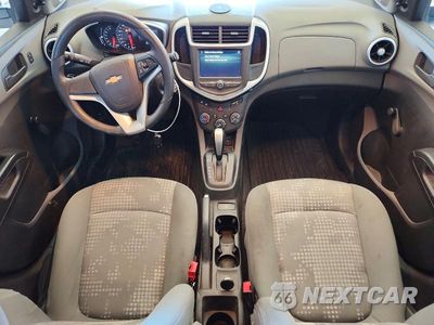 Zdjęcie 8 z 12 samochodu: 2018 CHEVROLET SONIC VIN:1G1JG6SH1J4108197 - miniatura