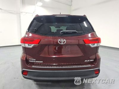 Zdjęcie 6 z 14 samochodu: 2018 TOYOTA HIGHLANDER XLE VIN:5TDJZRFH8JS850176 - miniatura