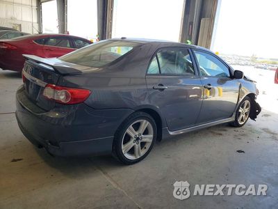 Trzecie zdjęcie samochodu z tyłu: 2013 TOYOTA COROLLA S VIN:2T1BU4EE7DC057803 - miniatura