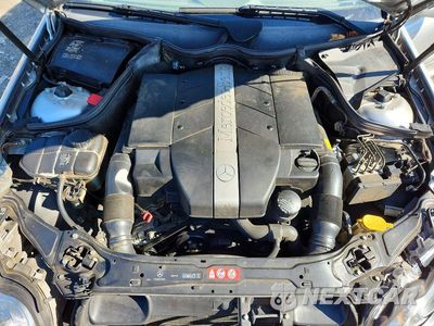 Zdjęcie 11 z 12 samochodu: 2005 MERCEDES-BENZ C 320 4MATIC VIN:WDBRF84J55F561644 - miniatura