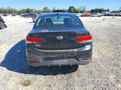 Zdjęcie 6 z 12 samochodu: 2018 KIA RIO LX VIN:3KPA24AB0JE072704 - miniatura