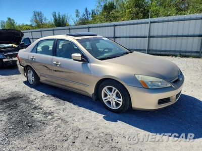 Czwarte zdjęcie samochodu z boku: 2007 HONDA ACCORD EX VIN:1HGCM56827A049511 - miniatura