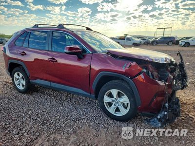 Czwarte zdjęcie samochodu z boku: 2020 TOYOTA RAV4 XLE VIN:2T3W1RFV6LW057690 - miniatura