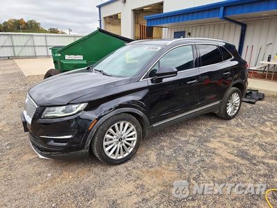 2019 LINCOLN MKC 5LMCJ1D94KUL44637 - główne zdjęcie licytacji z USA - miniatura