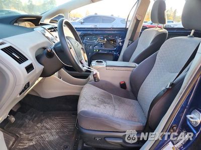 Zdjęcie 7 z 14 samochodu: 2015 TOYOTA PRIUS V THREE VIN:JTDZN3EU3FJ030554 - miniatura