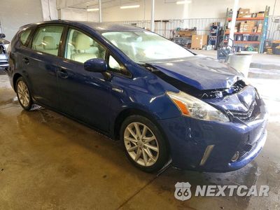 Czwarte zdjęcie samochodu z boku: 2013 TOYOTA PRIUS V FIVE VIN:JTDZN3EU3D3267501 - miniatura