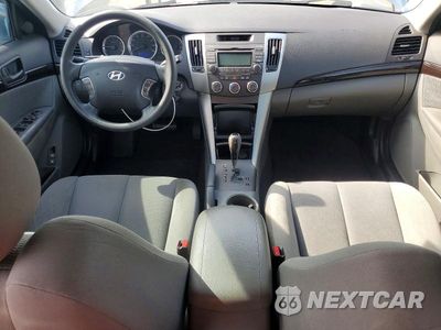 Zdjęcie 8 z 12 samochodu: 2009 HYUNDAI SONATA GLS VIN:5NPET46C69H494421 - miniatura