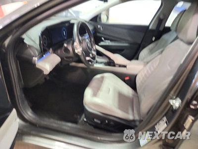 Zdjęcie 7 z 12 samochodu: 2024 HYUNDAI ELANTRA LIMITED VIN:KMHLP4DG7RU814316 - miniatura