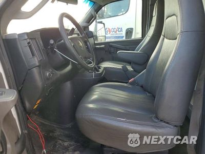 Zdjęcie 7 z 13 samochodu: 2020 CHEVROLET EXPRESS BOX TRUCK VIN:1HA6GUCG8LN012454 - miniatura